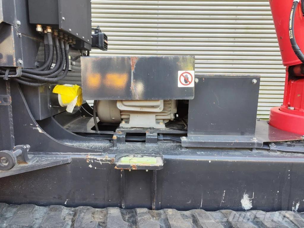 Unic URW 506 CDE Dvigala na gosenicah