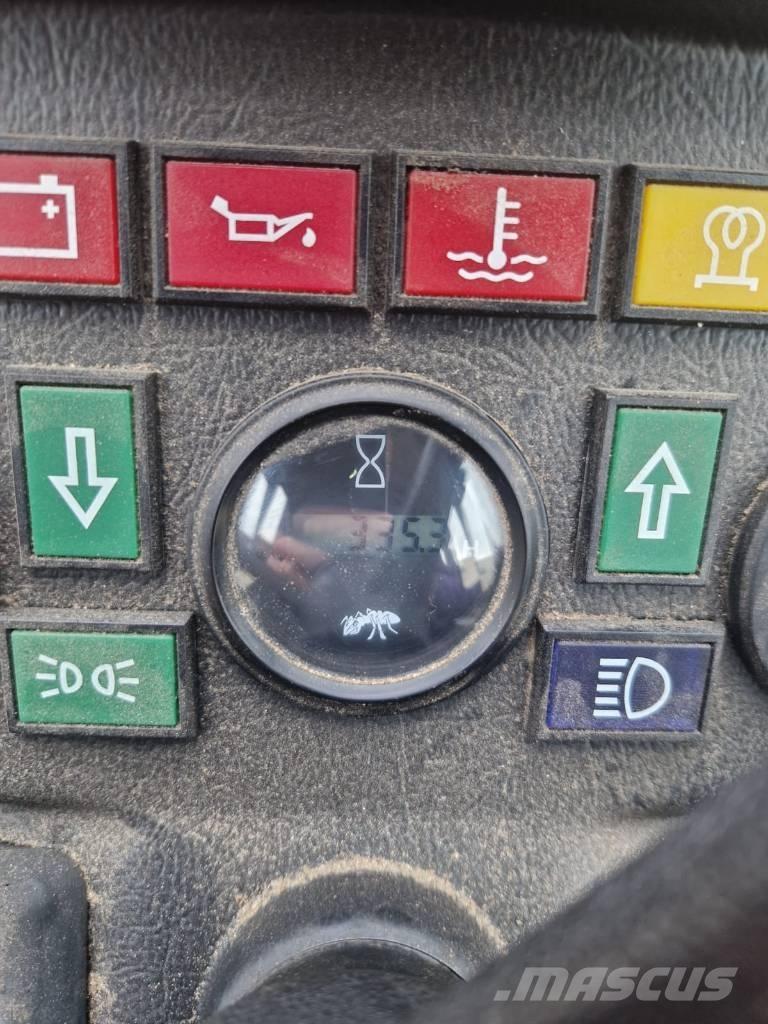 GiANT G 2500 HD Kolesni nakladalci