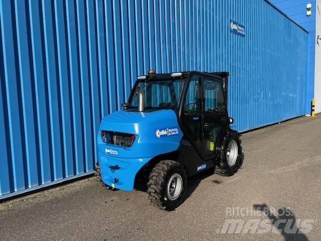 Manitou MC25-4 Teleskopski viličarji
