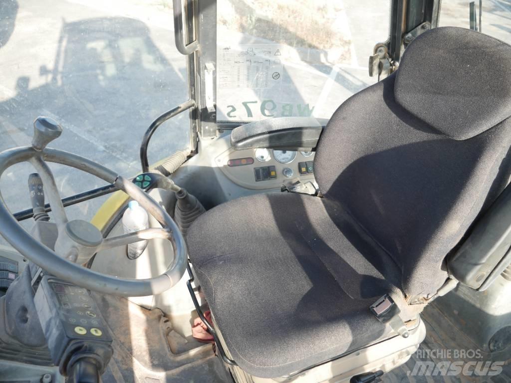 Komatsu WB 97 S-2 Rovokopači
