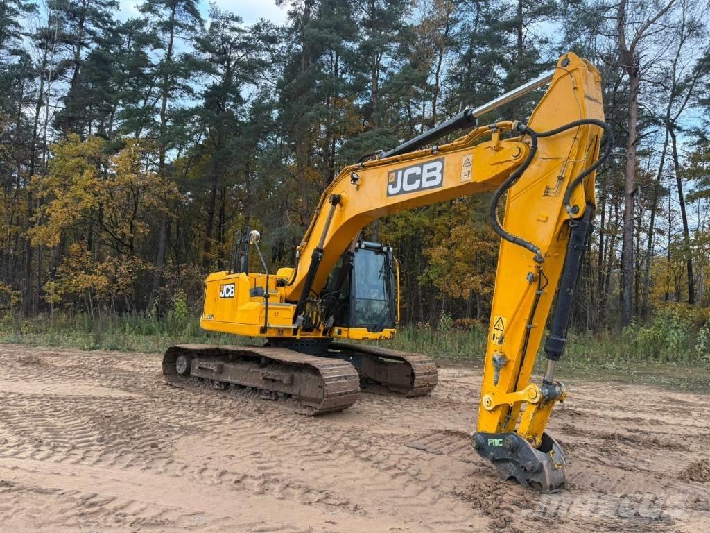 JCB 210 Bagri goseničarji
