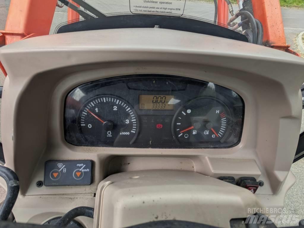 Kubota M 6040 Traktorji