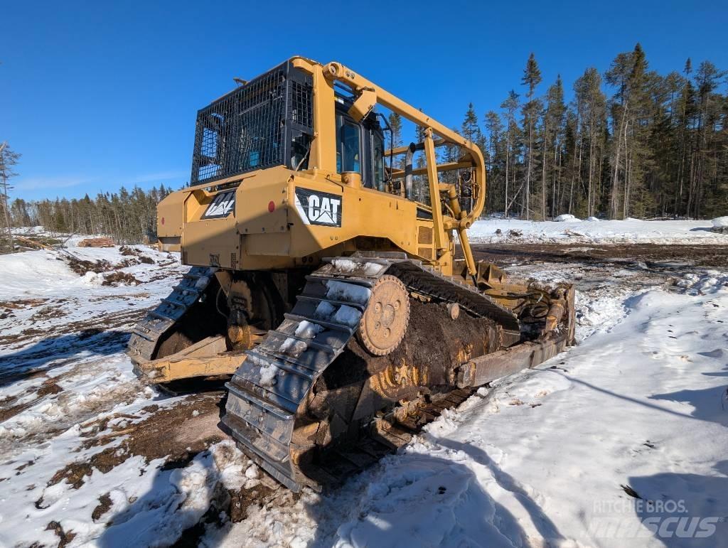 CAT D 6 T LGP Buldožerji goseničarji