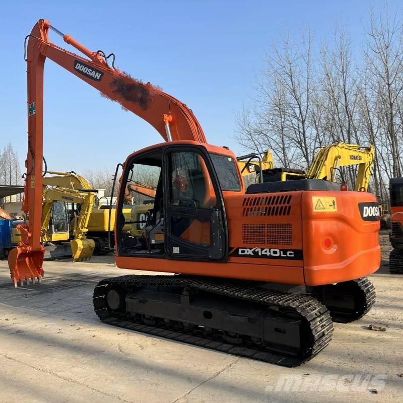 Doosan DX 140 Midi bagri 7t – 12t