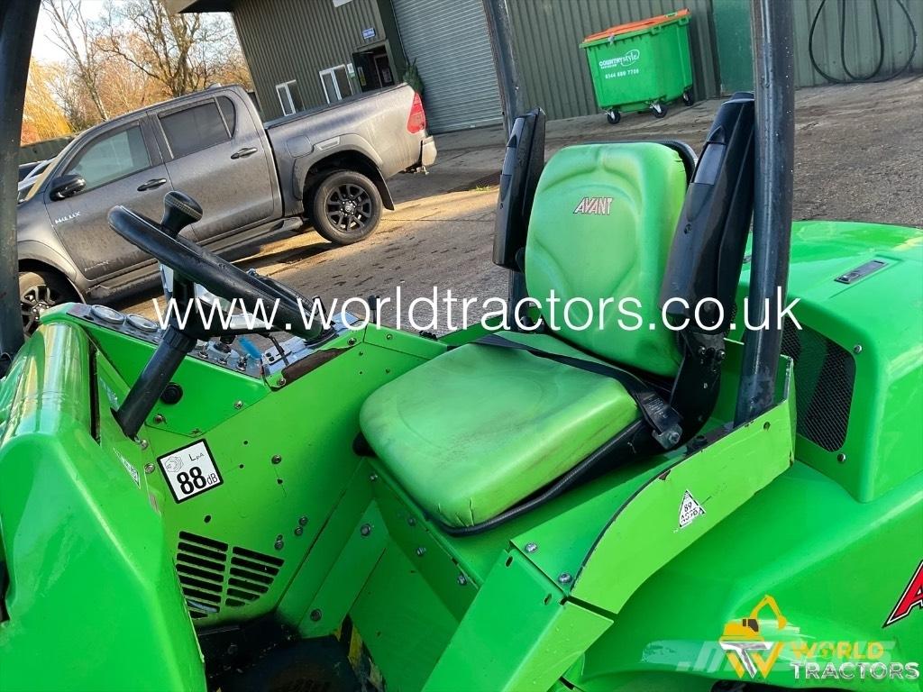 Avant 528 Mini nakladalci