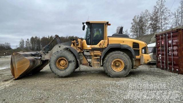 Volvo L120H Kolesni nakladalci