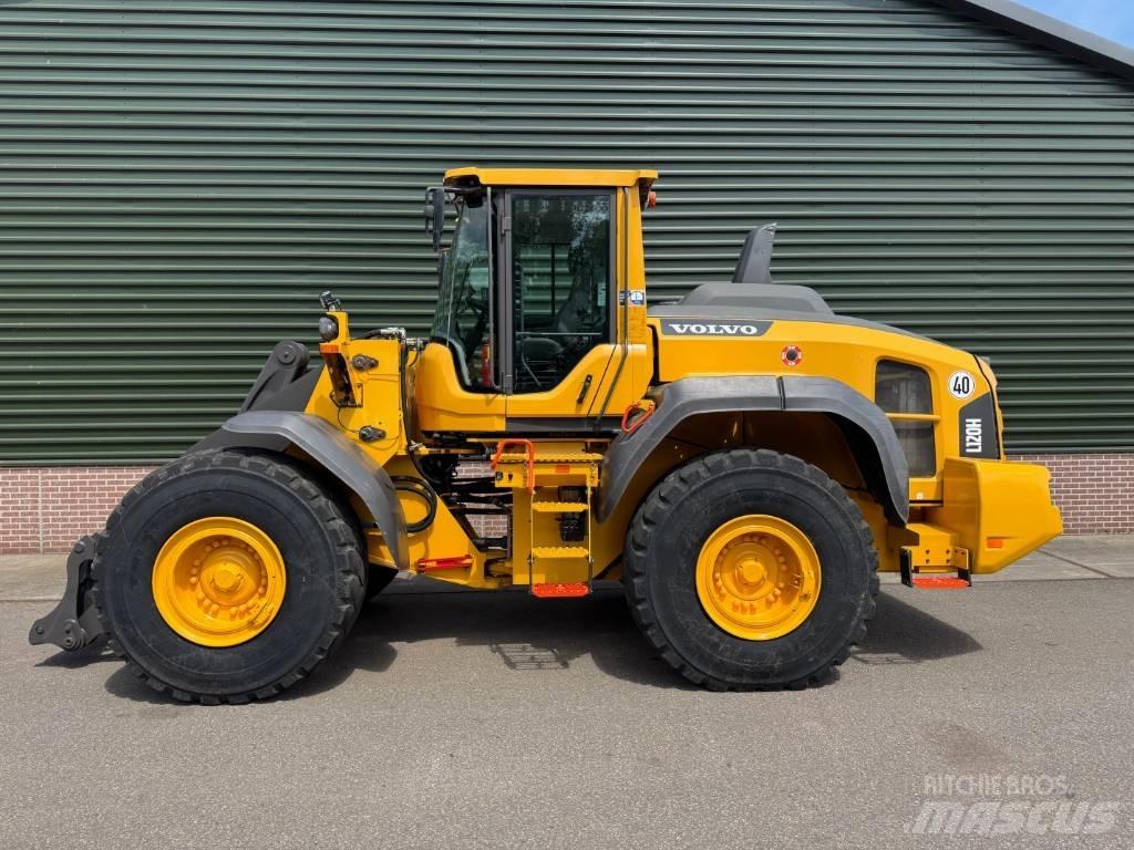 Volvo L 120 H Kolesni nakladalci
