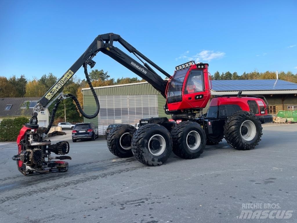 Komatsu 951 Harvesterji