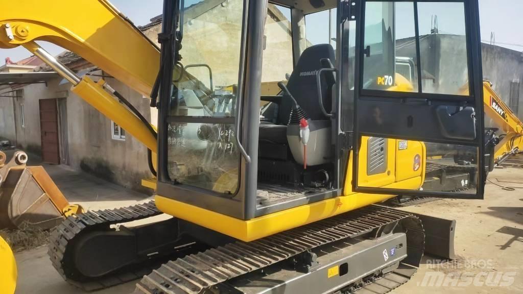 Komatsu PC 70 Bagri goseničarji