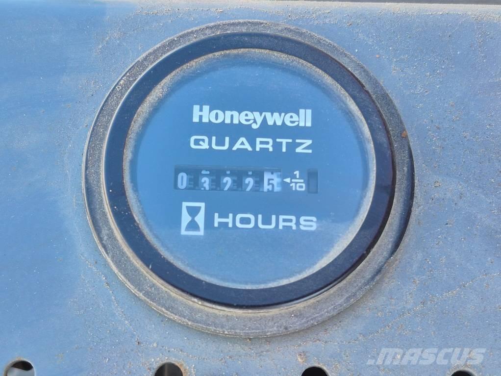 SkyJack SJ 4632 Škarjaste dvižne ploščadi