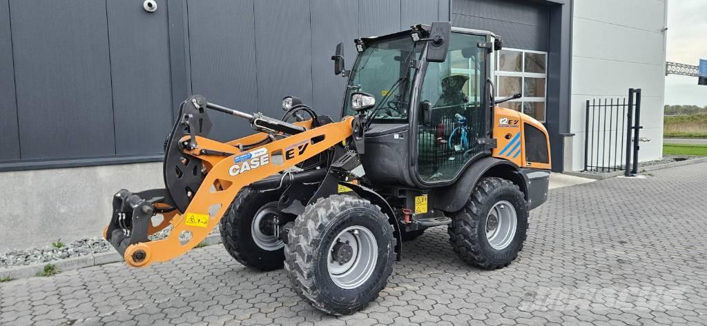 CASE 12 EV Evolution Kolesni nakladalci