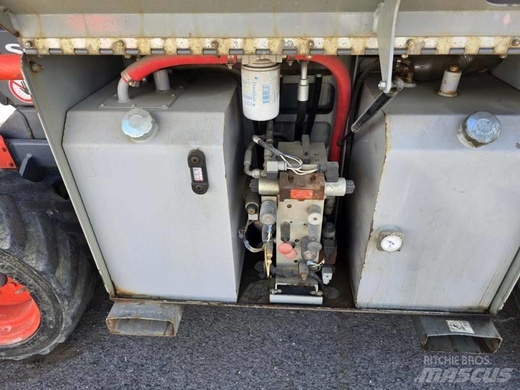 SkyJack SJ 6832 RT Škarjaste dvižne ploščadi