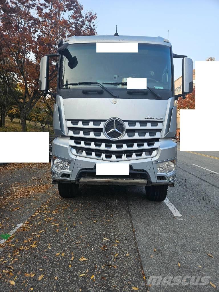 Mercedes-Benz 3951K Ne cestni demperji