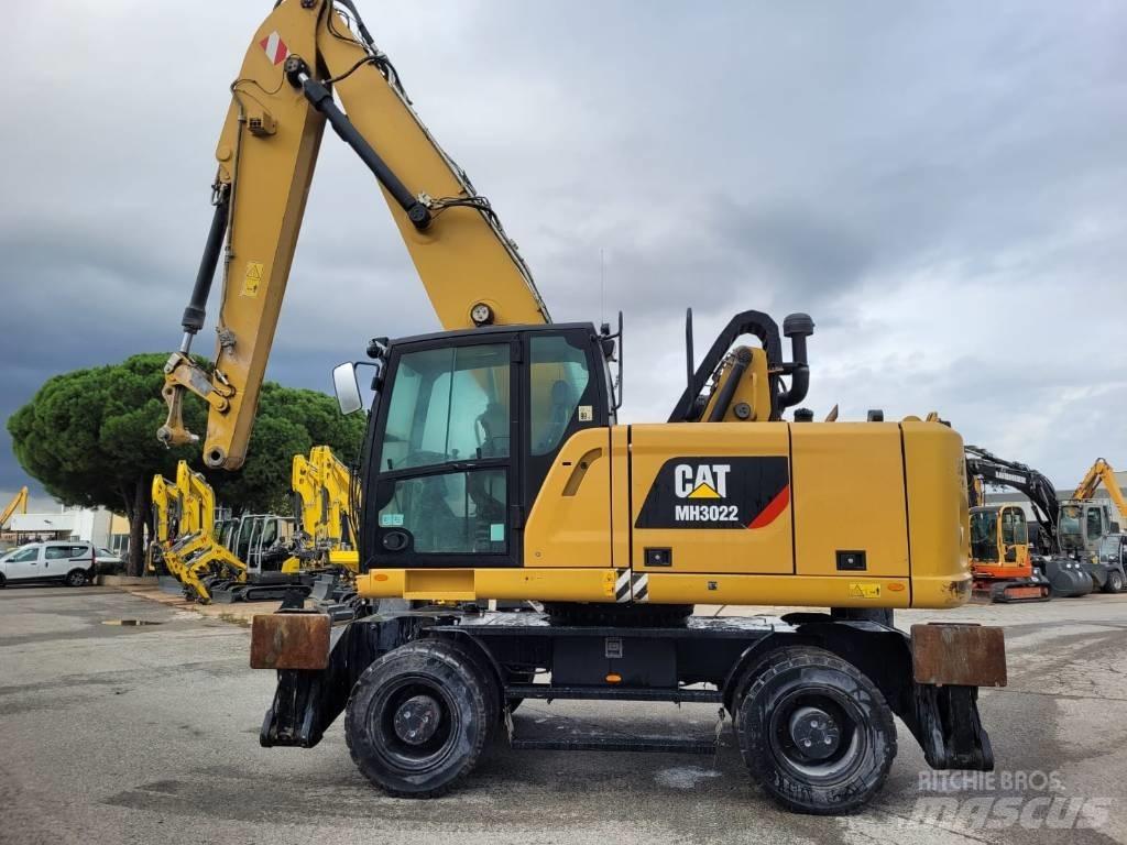 CAT mh3022 Bagri na kolesih