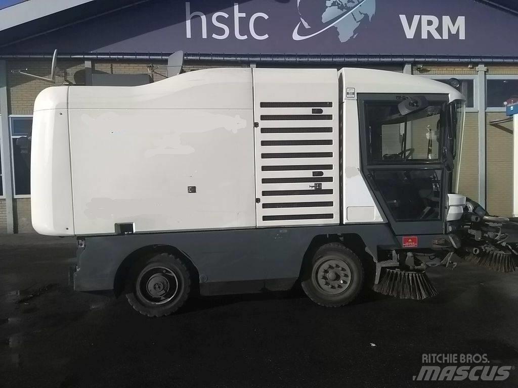 Ravo 530CD Cestni pometači