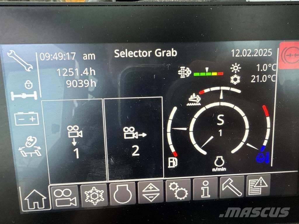 Liebherr LH 30 M Bagri za prekladanje primarnih/sekundarnih surovin