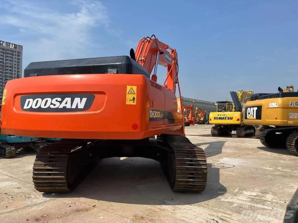 Doosan 300-7 Bagri goseničarji