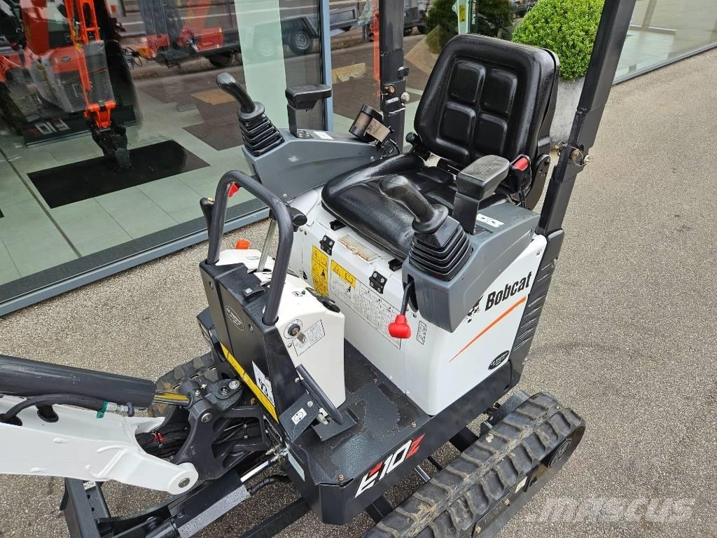 Bobcat E 10 Mini bagri <7t