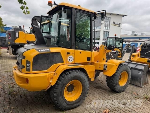Volvo L35G Skid steer mini nakladalci