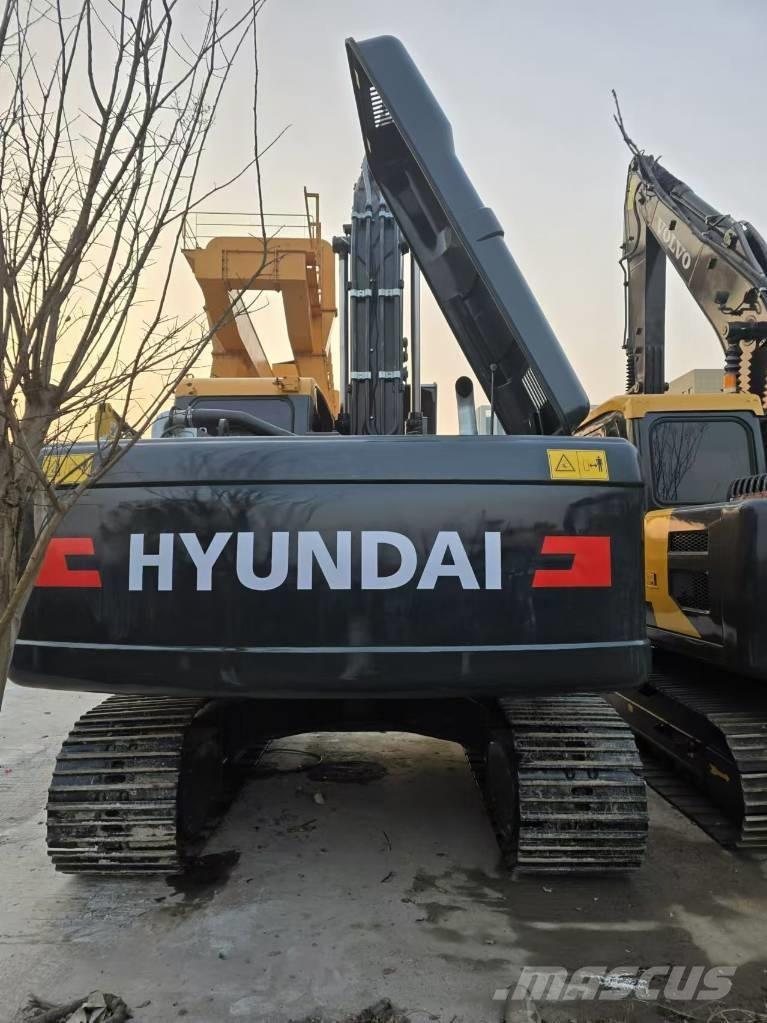 Hyundai 220-9 Midi bagri 7t – 12t