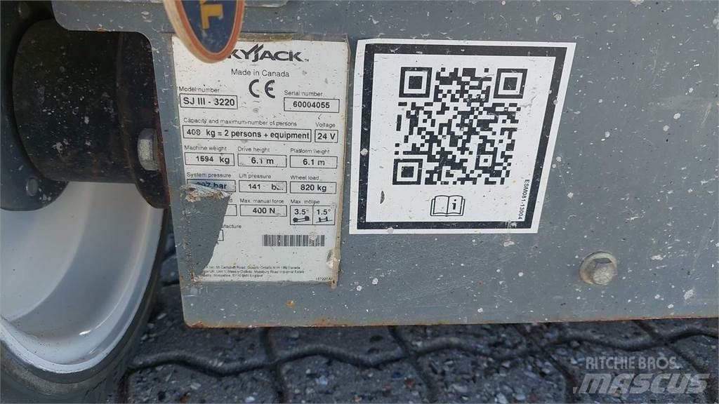 SkyJack SJIII3220 Škarjaste dvižne ploščadi