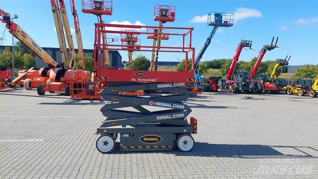 SkyJack SJIII3220 Škarjaste dvižne ploščadi