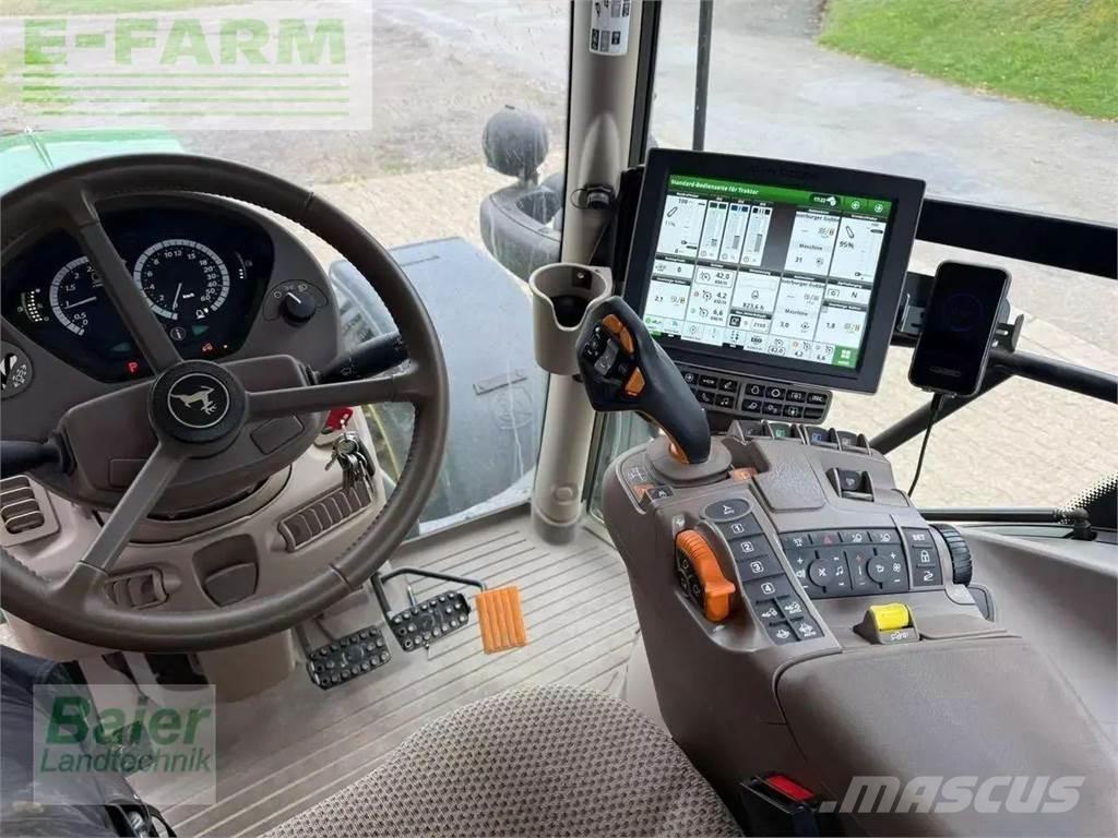 John Deere 6130 r Traktorji