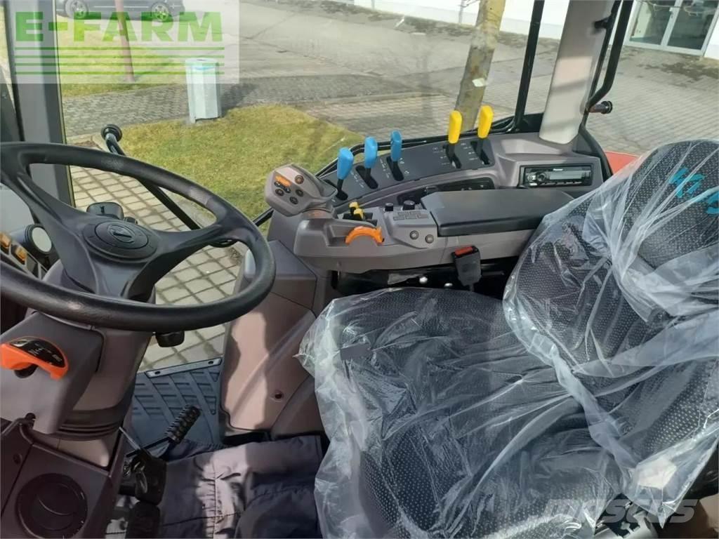 Kubota m6-122 Traktorji