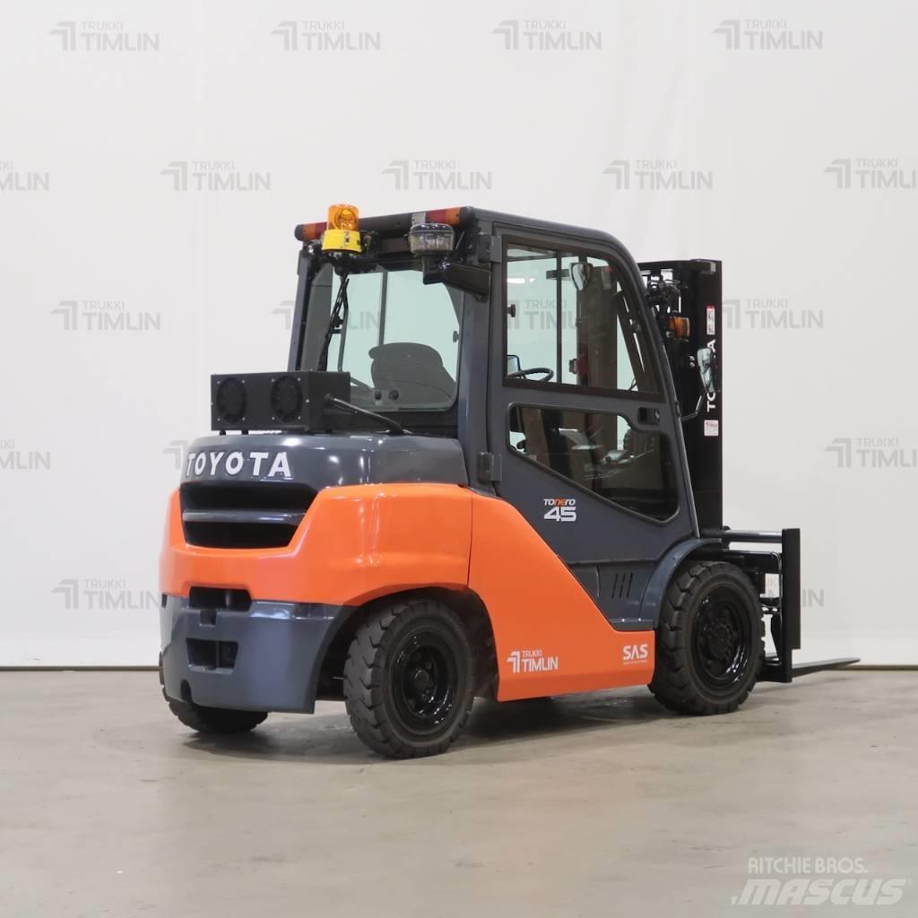 Toyota 40-8FD40N Dizelski viličarji