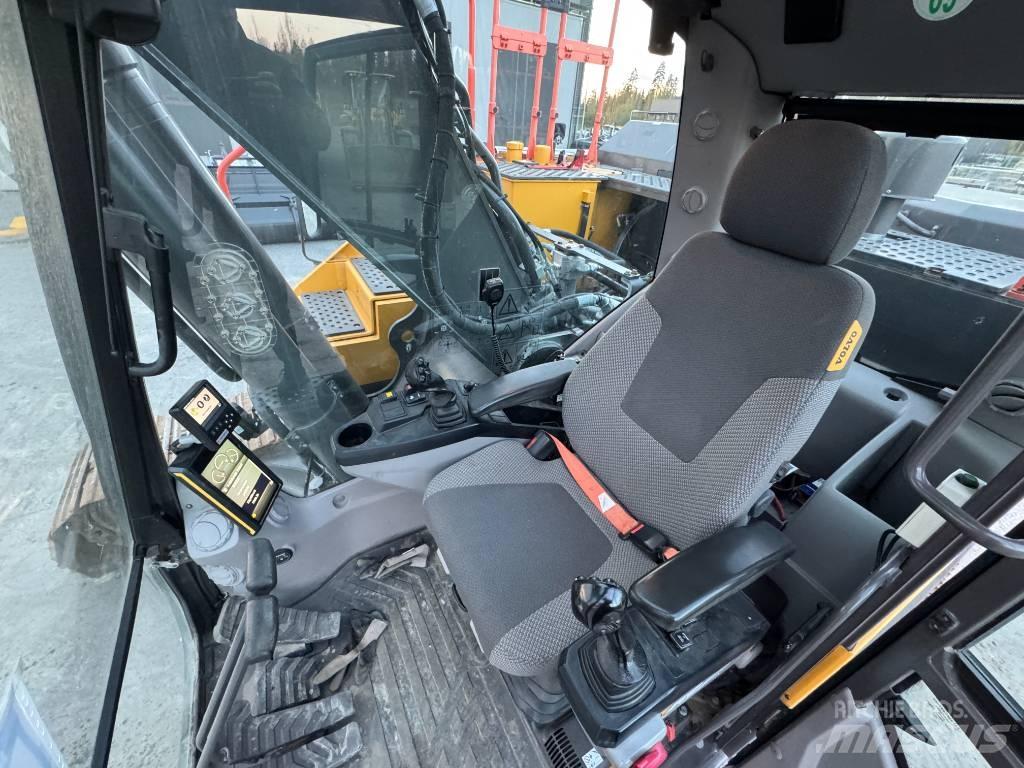 Volvo EC 250 EL Bagri goseničarji