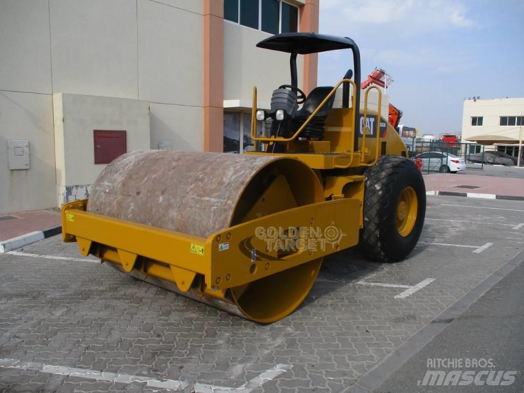 CAT CS 533 E Roller Enojni valjarji