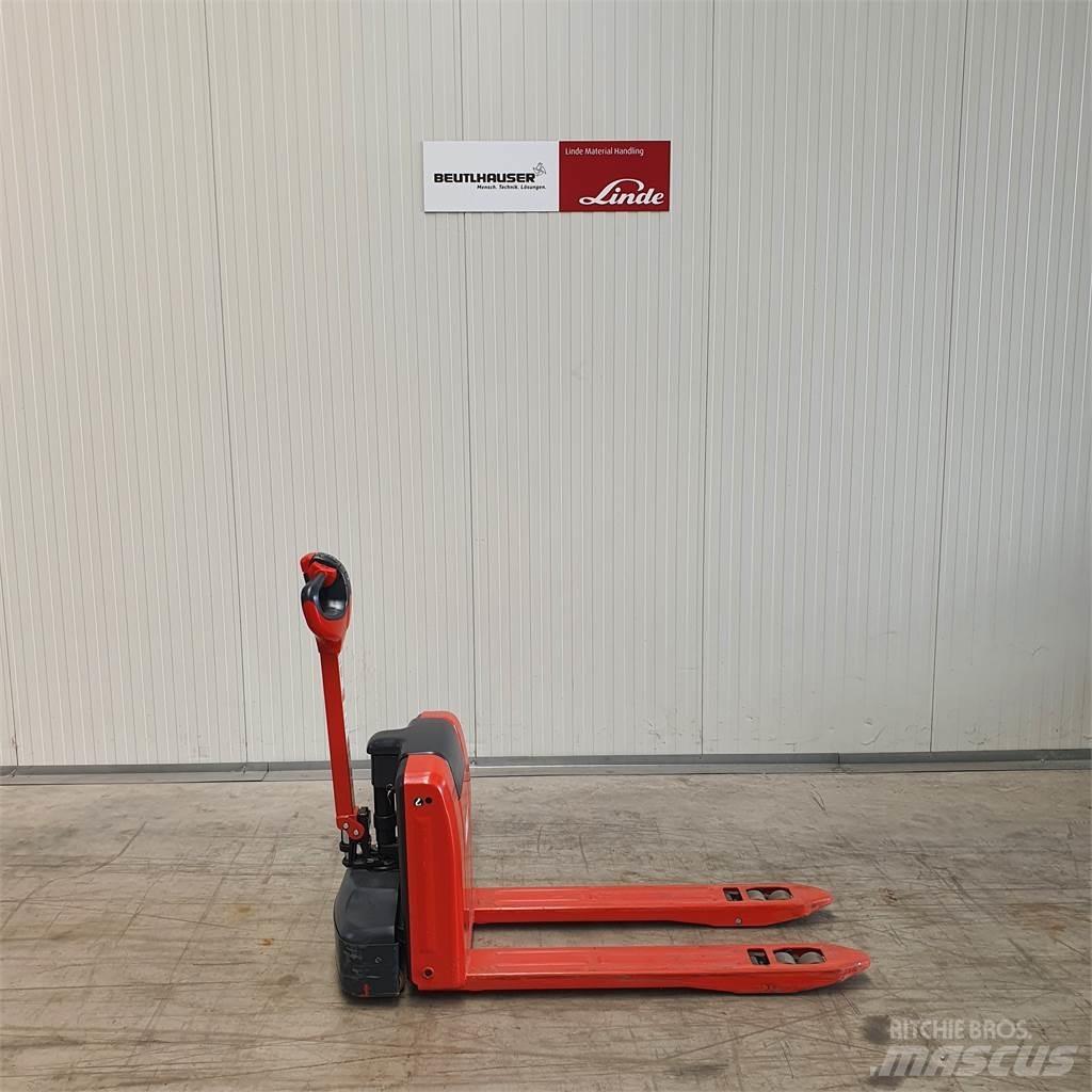 Linde MT15 Električni nizko dvižni viličar
