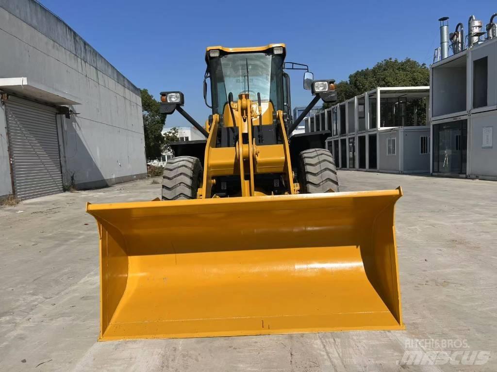 SDLG LG 936 L Kolesni nakladalci