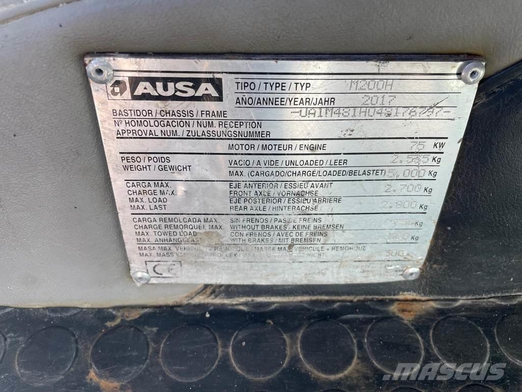 Ausa M200H 4X4 Pomožni stroji