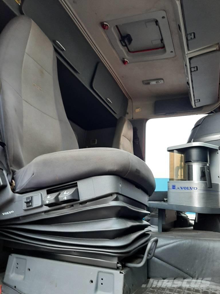 Volvo FH 12 Kotalni prekucni tovornjaki