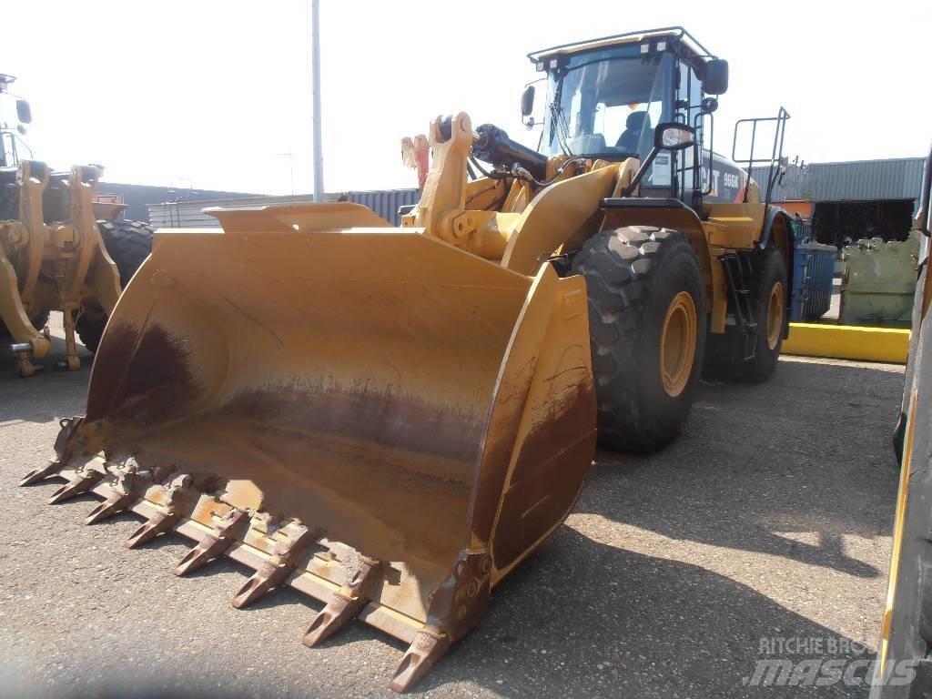 CAT 966  K Kolesni nakladalci