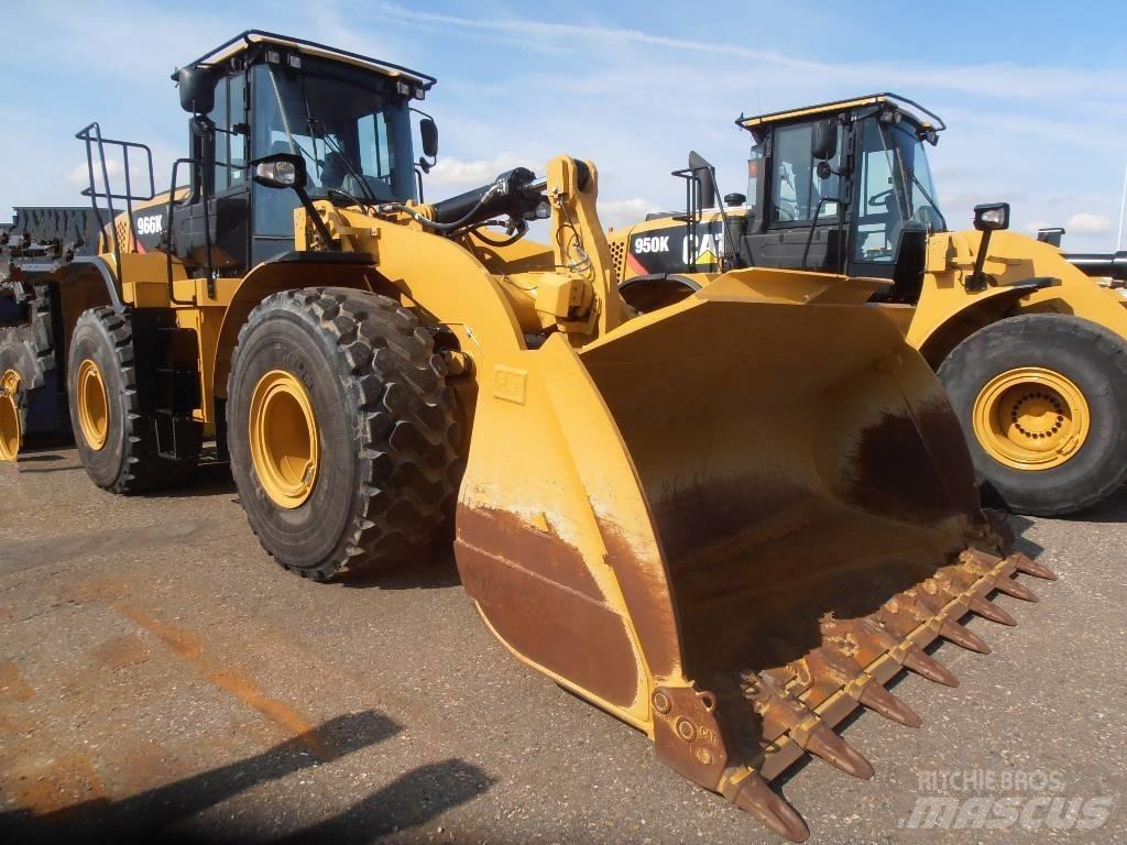 CAT 966  K Kolesni nakladalci