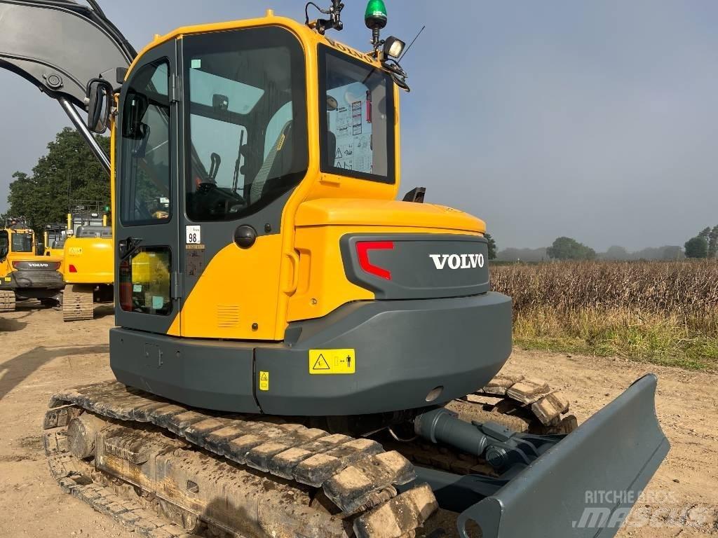Volvo ECR 88 D Bagri goseničarji