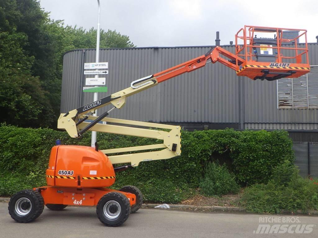 JLG 450AJ Zglobne dvižne ploščadi