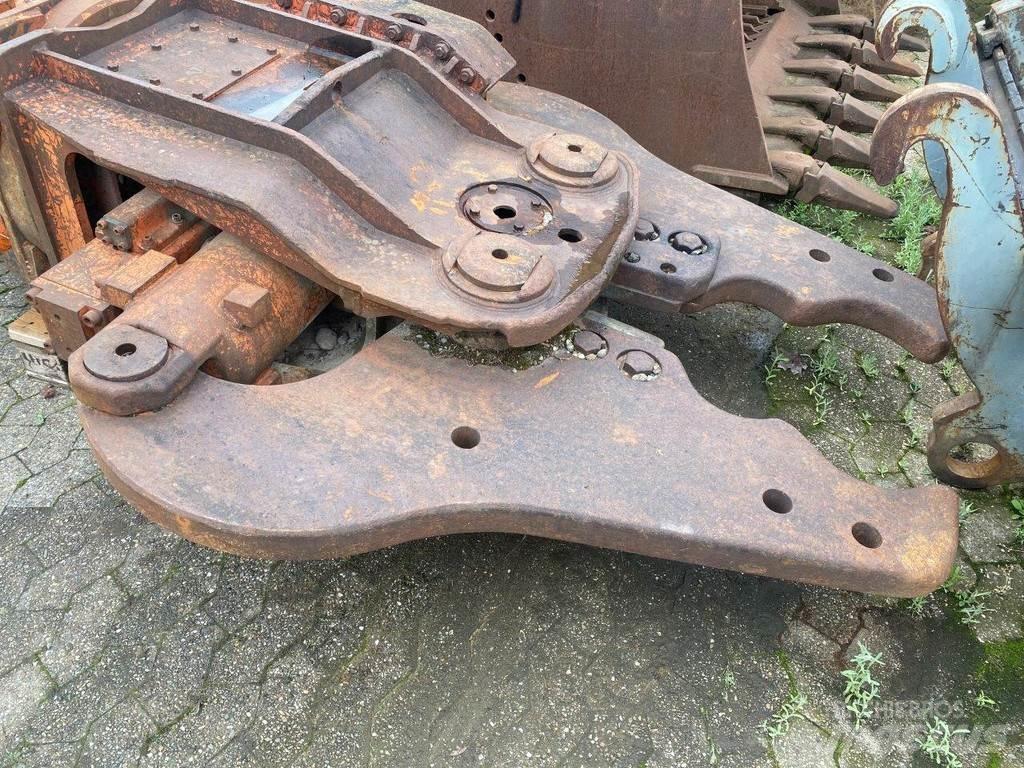 NPK S-24XCR Drobilci za gradbeništvo