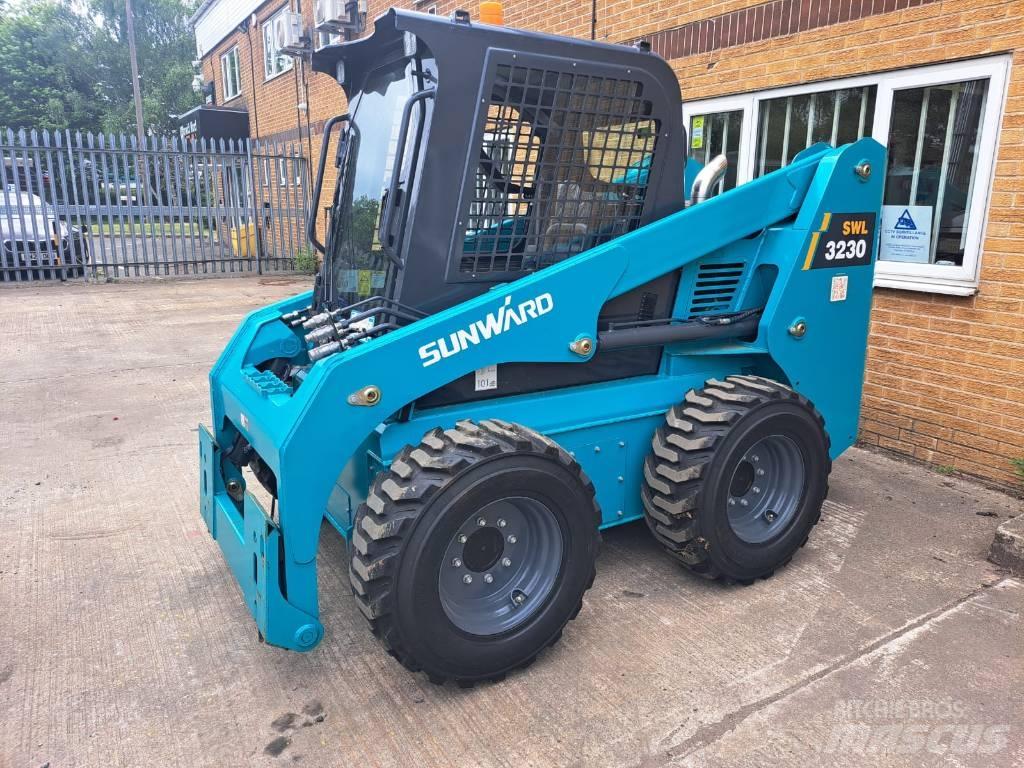Sunward SWL 3230 Skid steer mini nakladalci