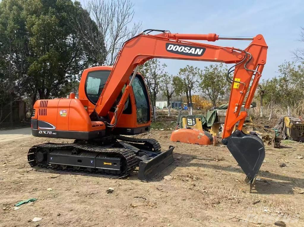 Doosan DX 75-9 C Midi bagri 7t – 12t