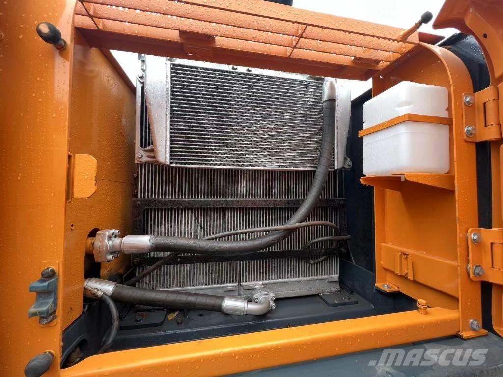Hyundai 220 LC-9S Bagri goseničarji