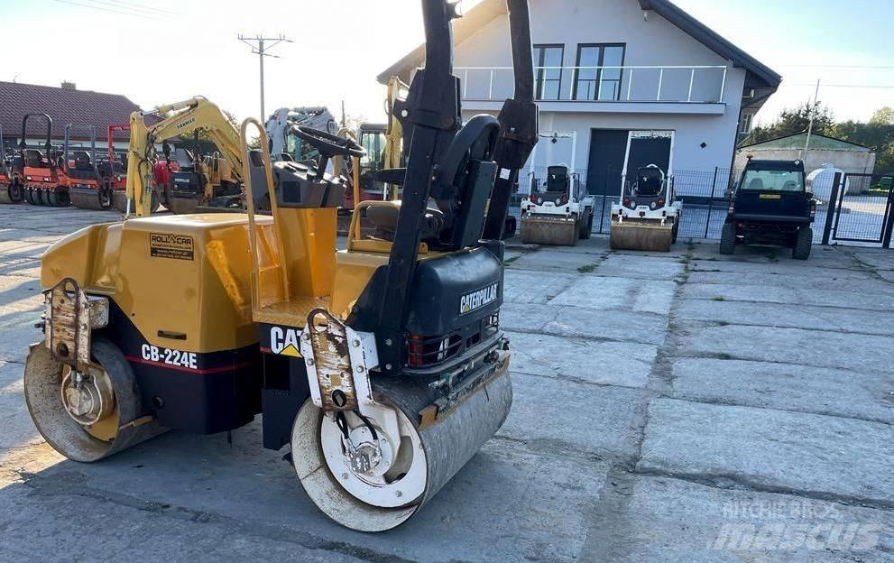 CAT CB 224 E Dvojni valjarji