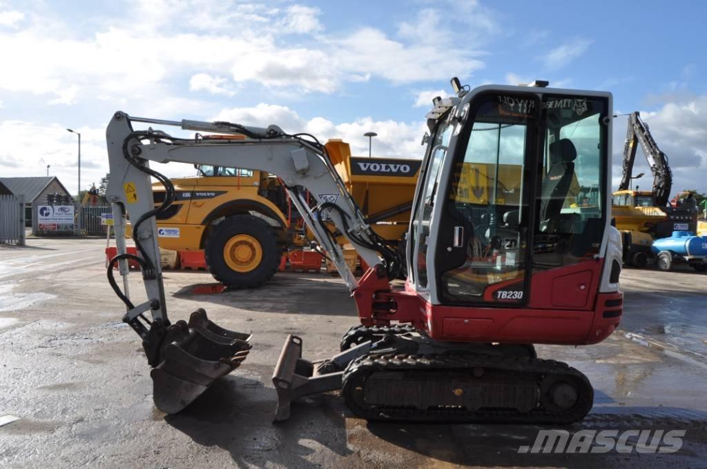 Takeuchi TB 230 Mini bagri <7t