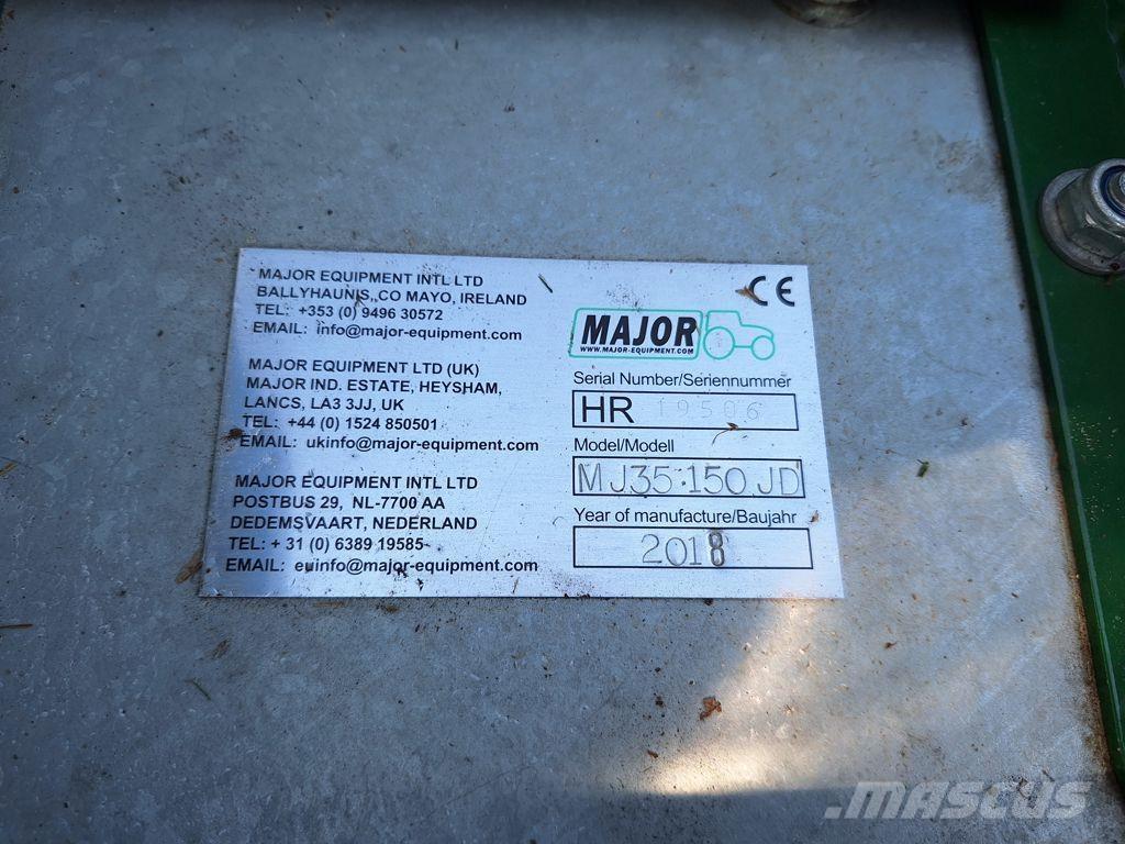 New Holland MC28 Vrtni traktor kosilnice