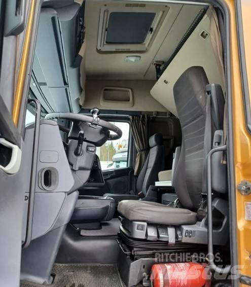 Scania R 410 6x2 Vlačilci