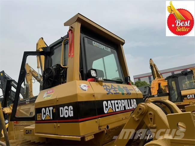 CAT D 6 G Buldožerji goseničarji