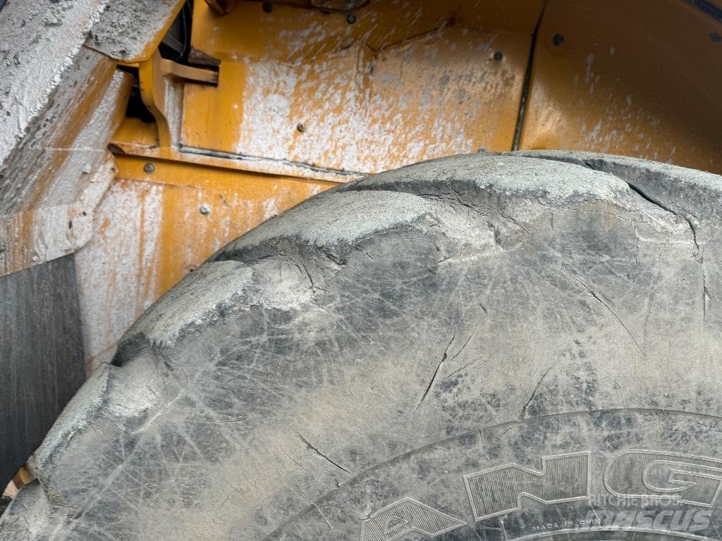 Volvo L 180 H Kolesni nakladalci