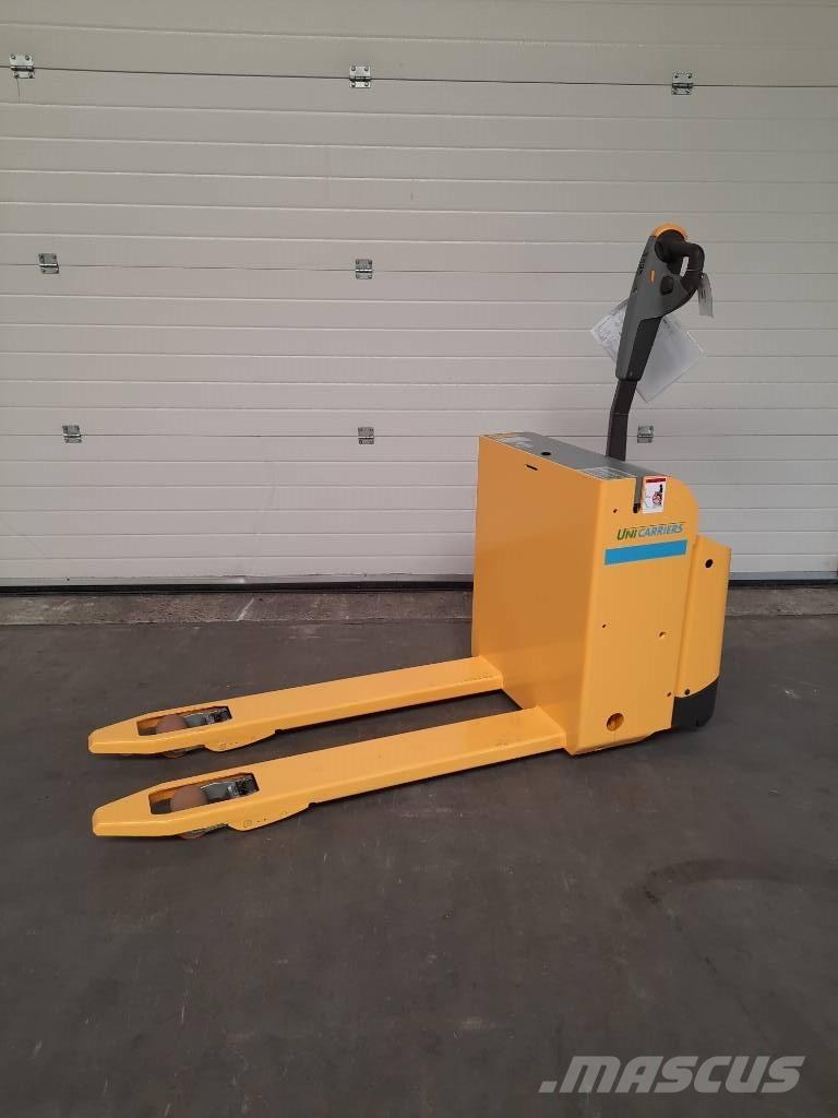 UniCarriers PLL180 Električni nizko dvižni viličar